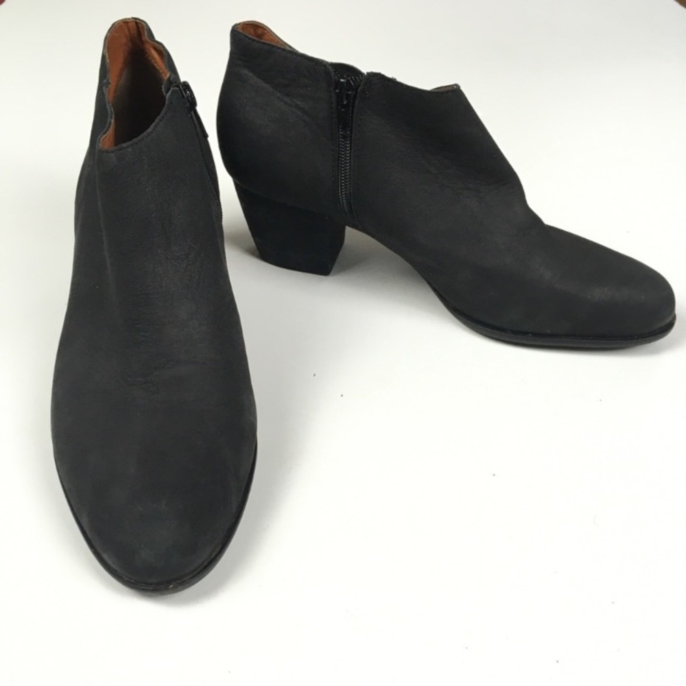 Lucky Brand Black Zip Heeled Ankle Bootie Boot Women’s Sz 11